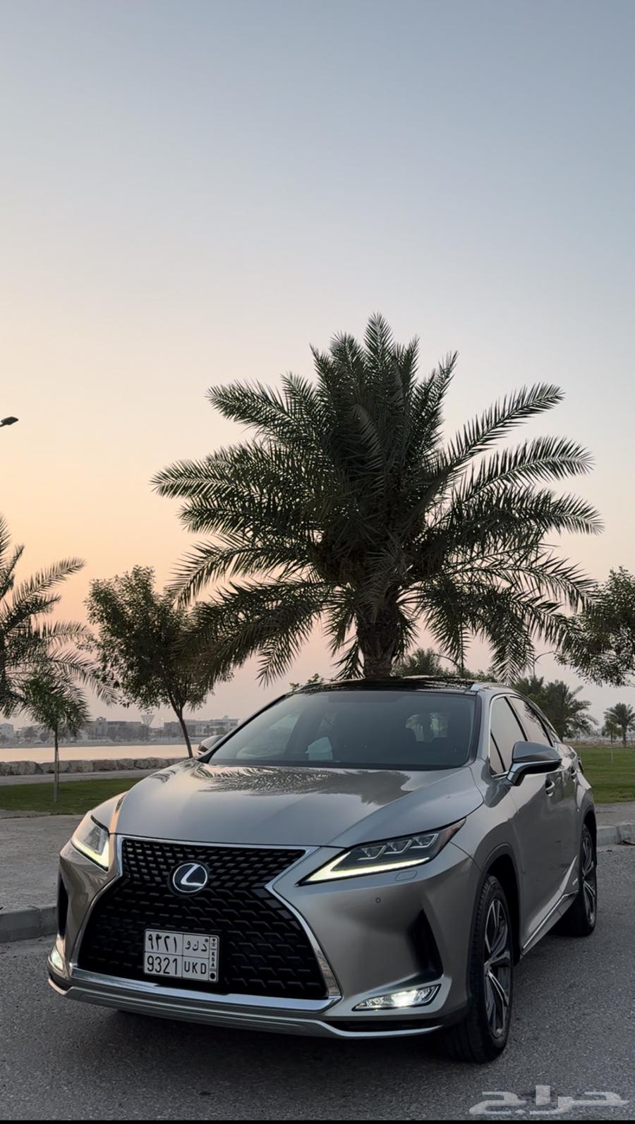 Lexus RX 2020, driven only 20,000 km63157473874307111