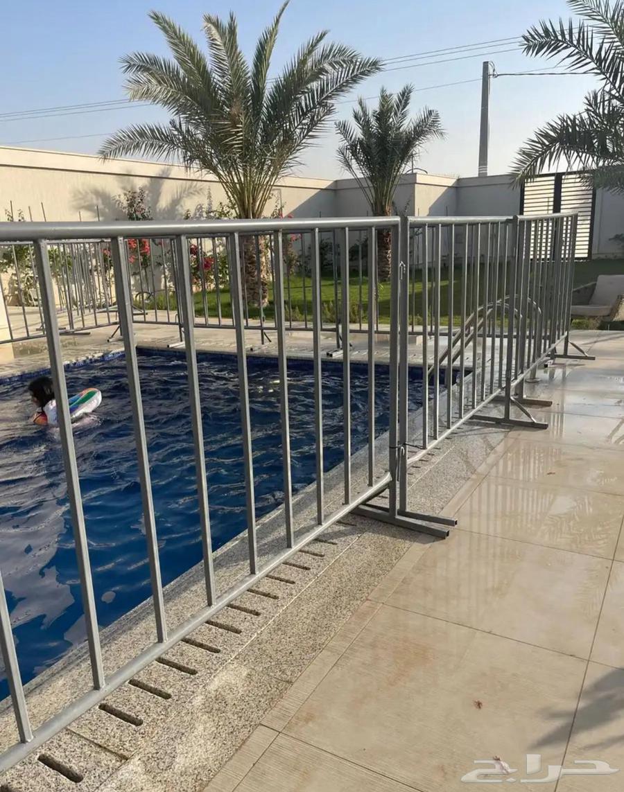 حواجز للبيع او للإيجار63101240463362112