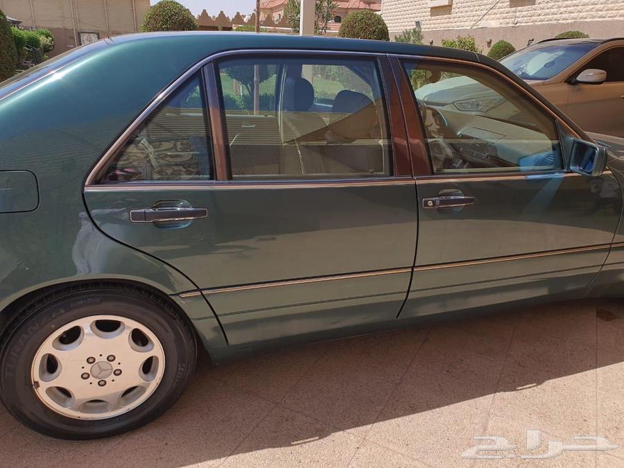 For sale Mercedes, license plate number S Q R 76863152791841538112