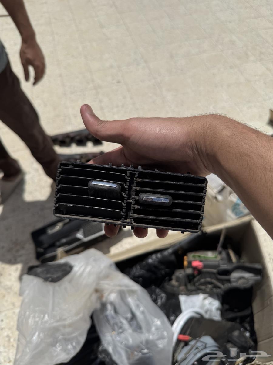 قطع غيار دوج تشارجر63155118609667114