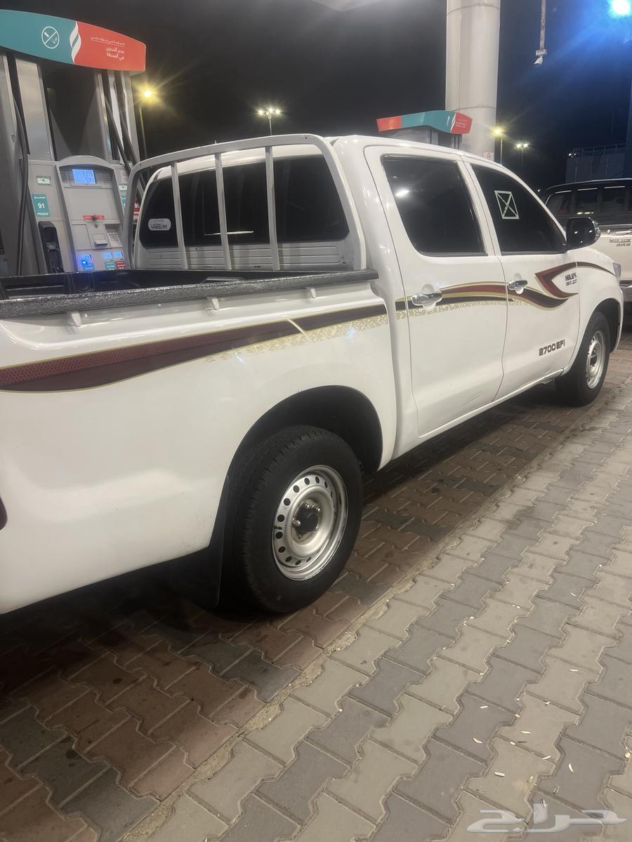 For sale, car mileage is 400 km63157022113921112