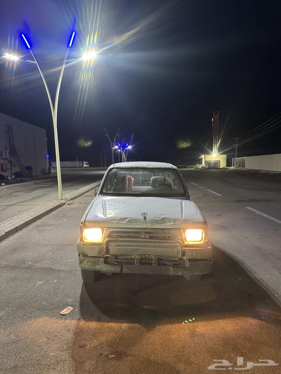 1998 Hilux with unique dashboard features63157931465475113