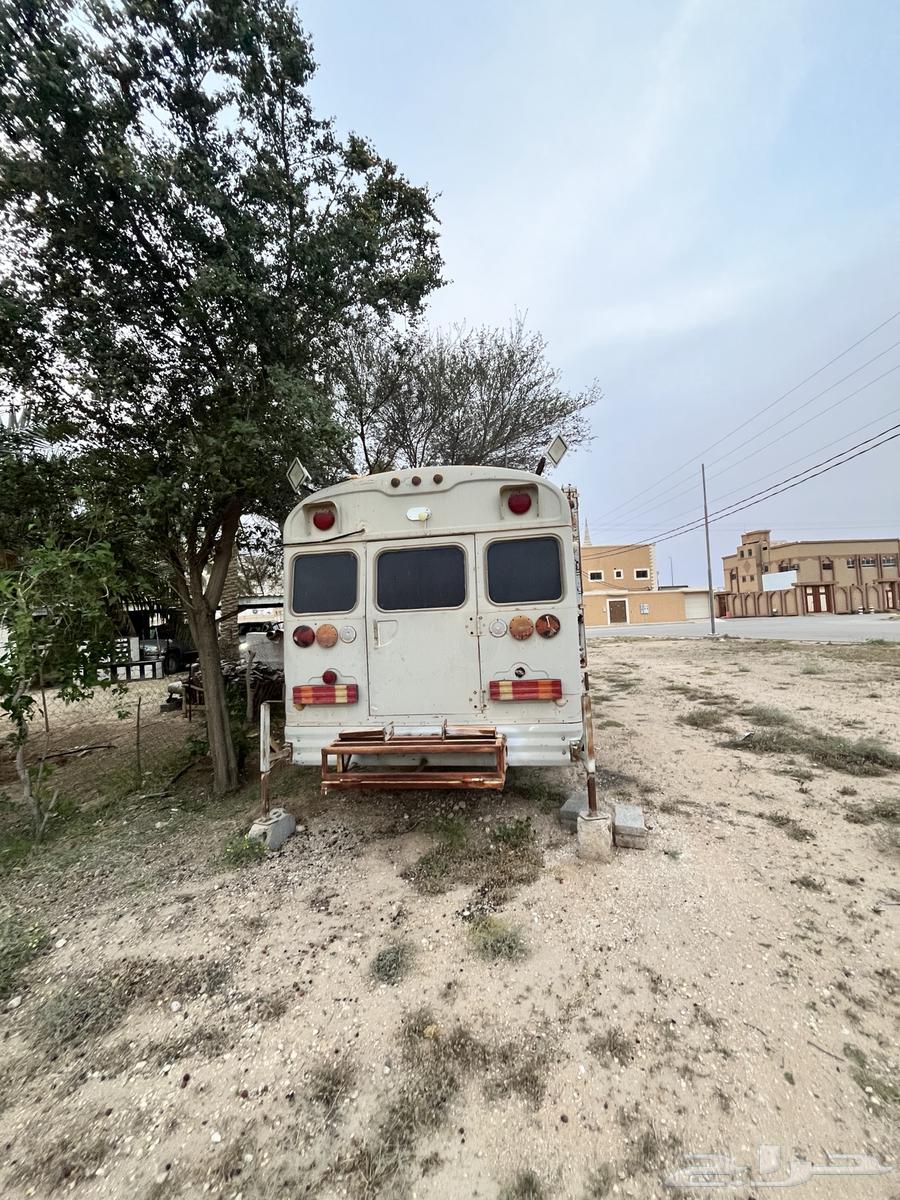 Bus for sale, model 79, with a shovel engine.63154182257923112