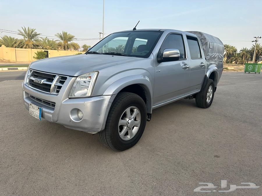 Isuzu 2010 body builder63153261680770111