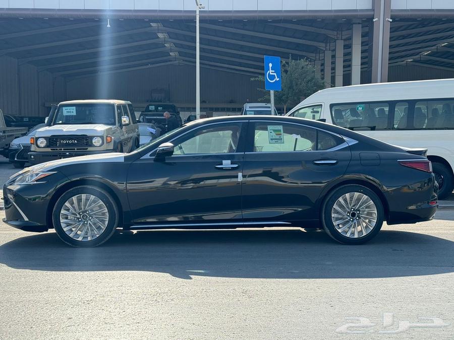 Lexus ES350 DD 2025 full option premium63152766636930113