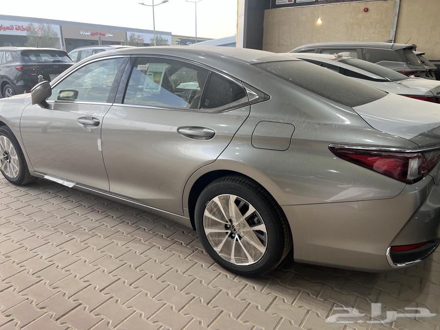 Lexus ES250 2025 model, bank installments63152335758210113