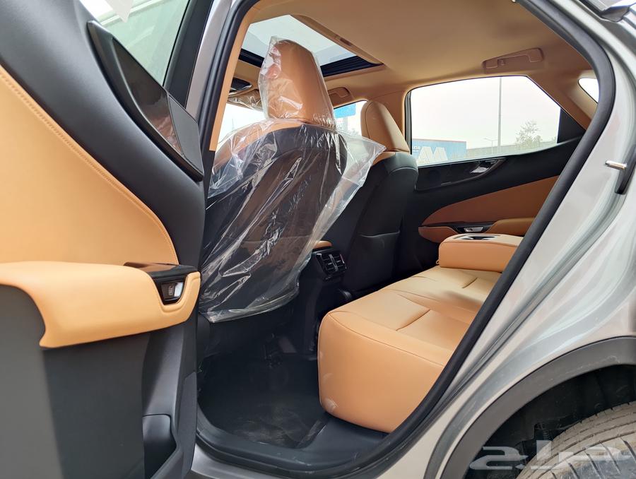 Lexus NX350 2025, cash and installments, lowest price at Al-Safwa63154632902274113