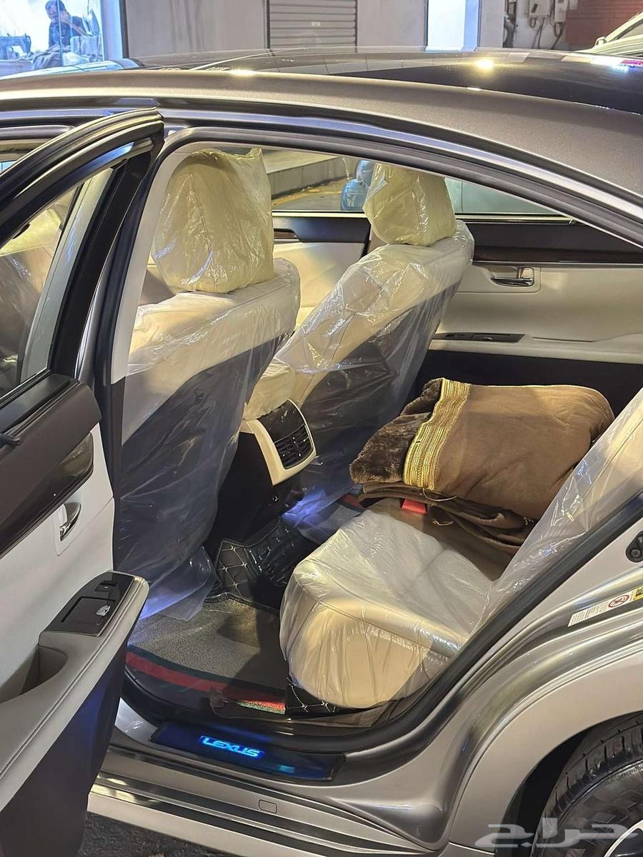 Lexus ES 350 Titanium 2016. In agency condition.63153273397379113