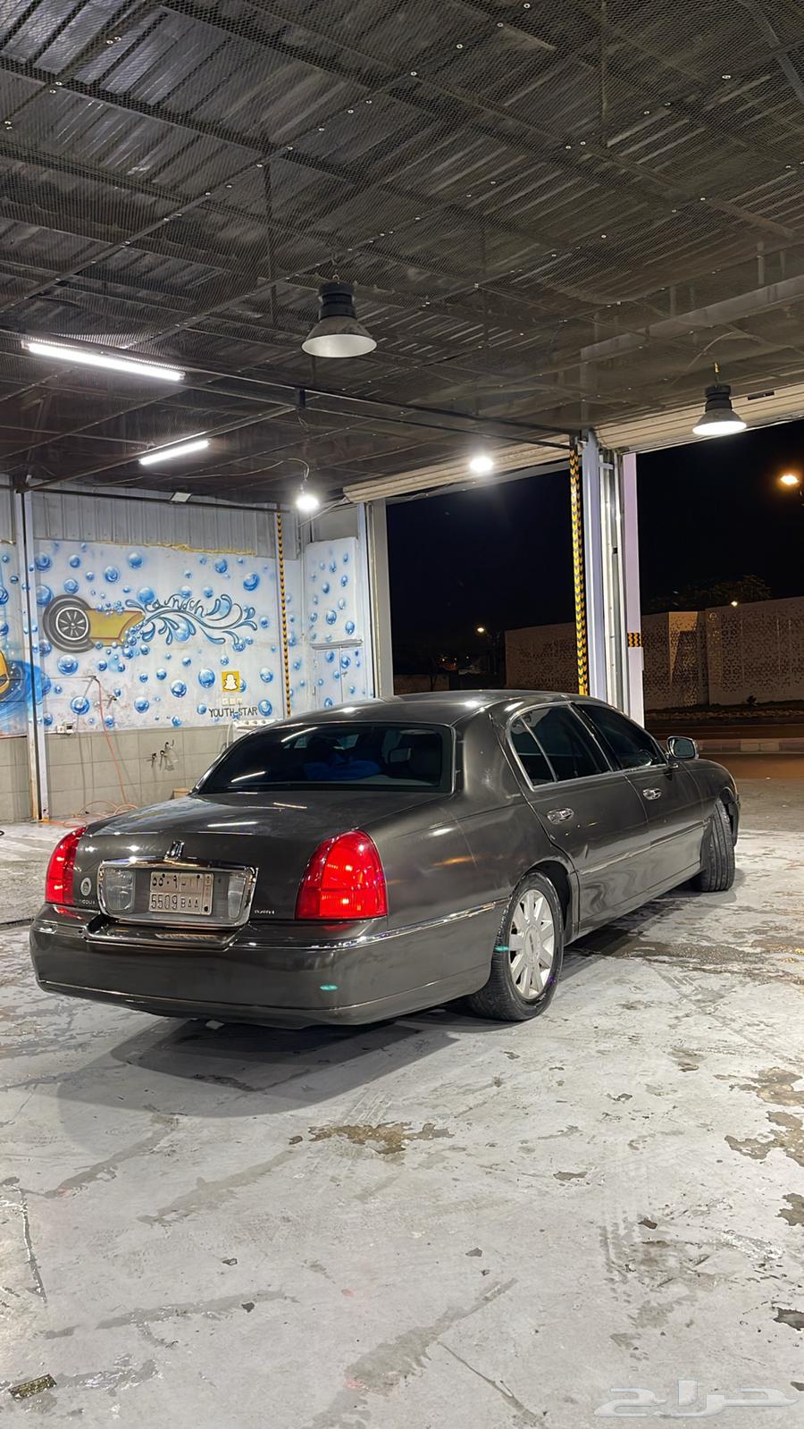 Ford Town Car Signature, major mechanical issues are excellent.63150505648641112