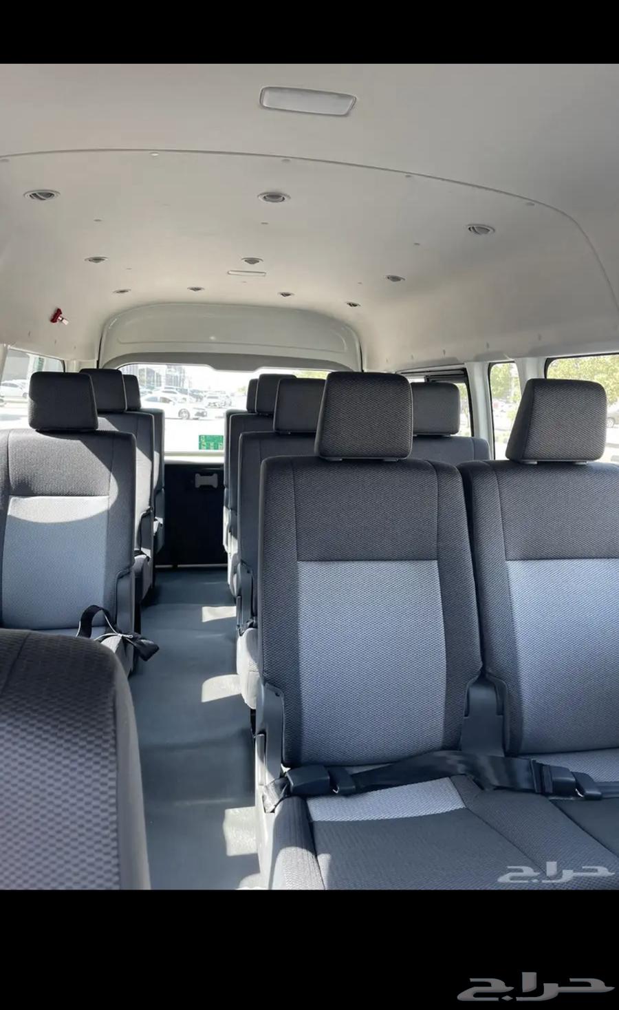 For rent, a new 13-passenger Hiace van63149618505473111