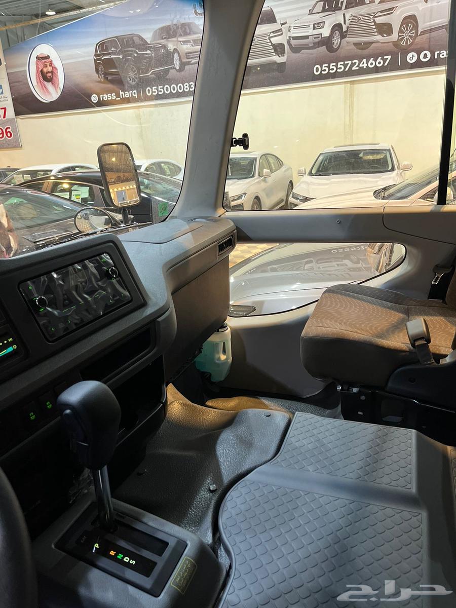 Toyota Coaster 2025 offers for companies and institutions, best prices63149611157121114
