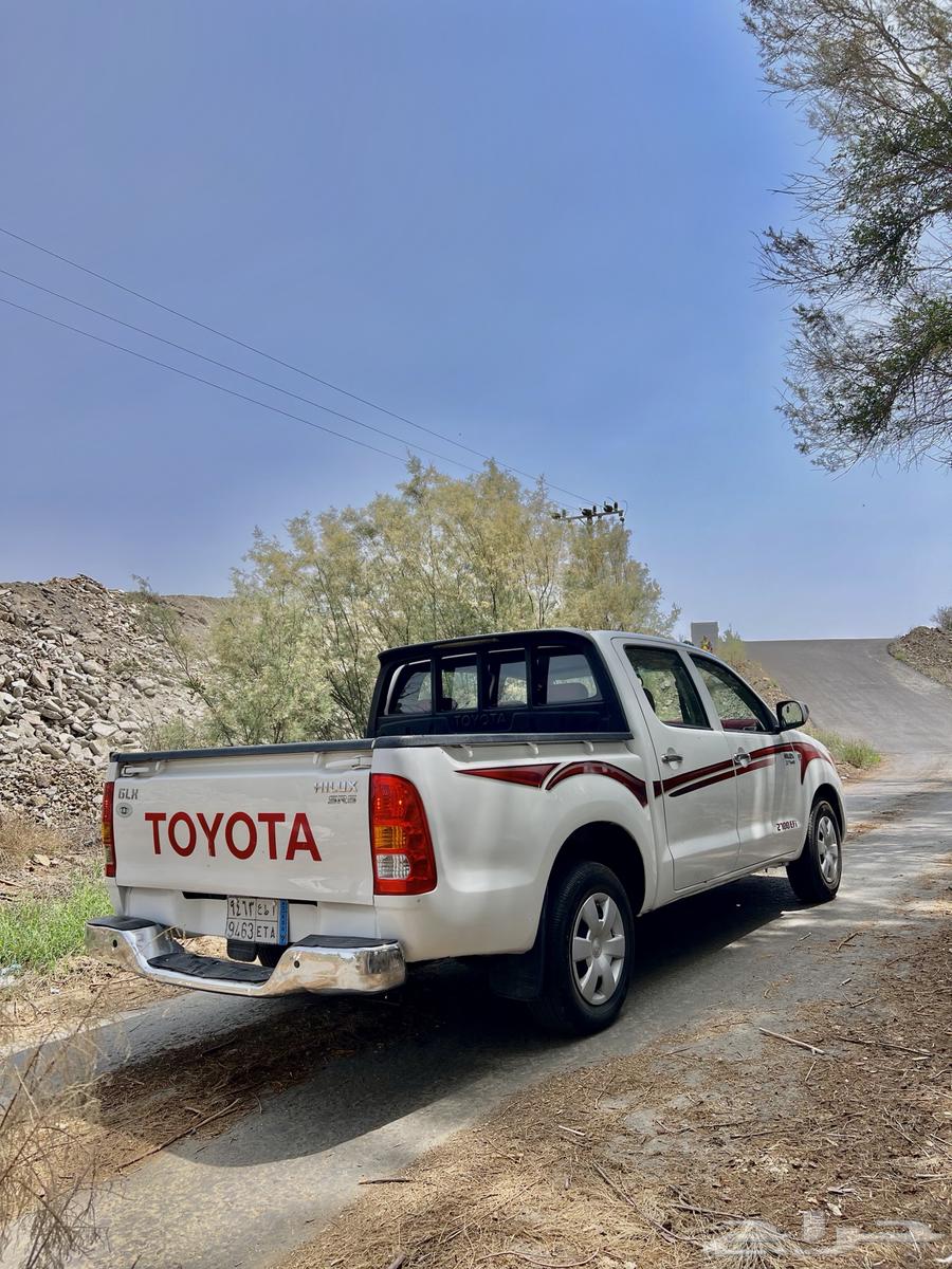 HiLux 2006 with low mileage63150520957313114
