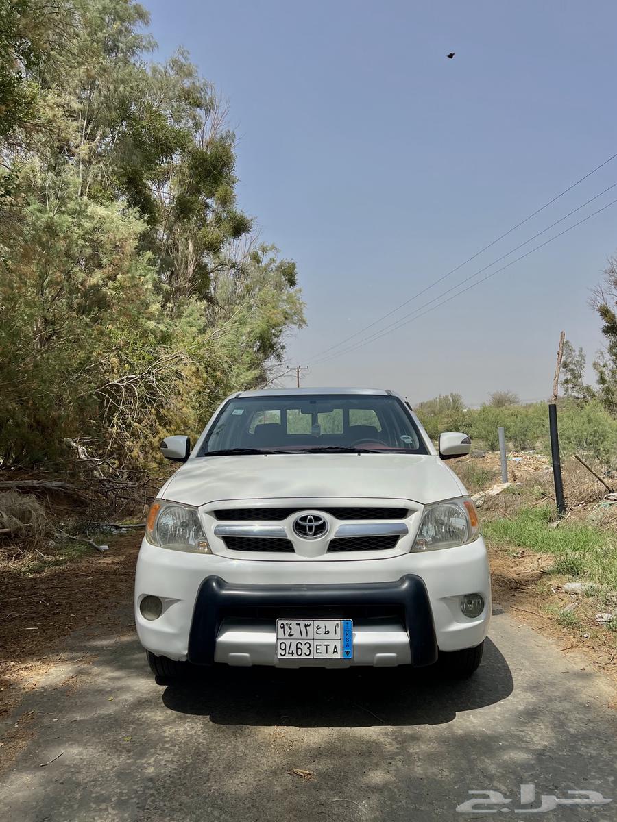 HiLux 2006 with low mileage63150520957313113
