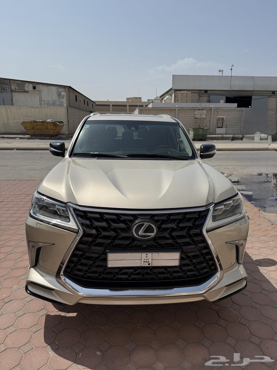 2016 Lexus LX570 DD Premium imported from Oman63150520701953119