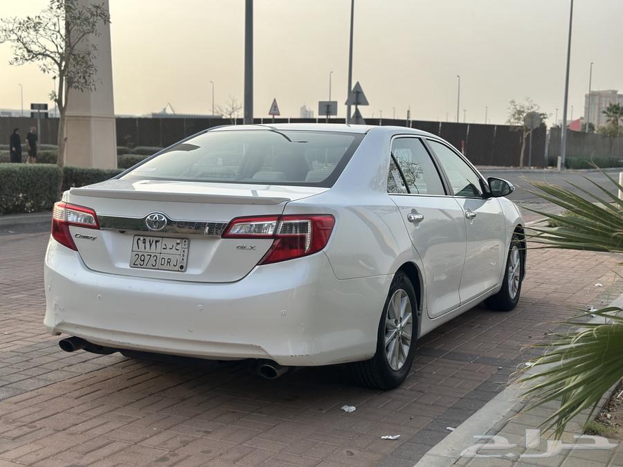 2014 Camry, body color, 200,000 clean miles63177648376193114