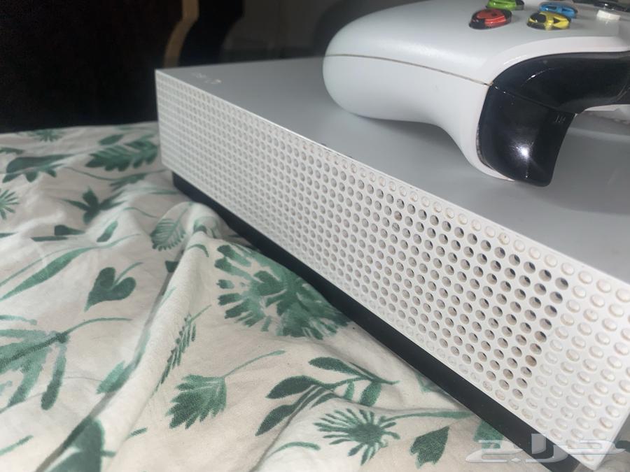 Xbox One S 1T63098565249795114