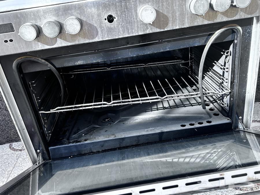 Oven for sale, working63099348247041112