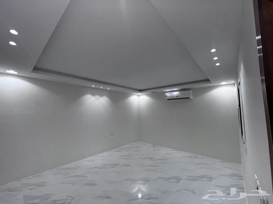 ديوانيات عزاب للإيجار السنوي بالخبر62891349946498112