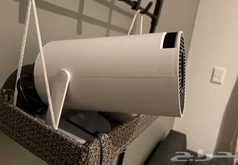 Projector63098929818243111