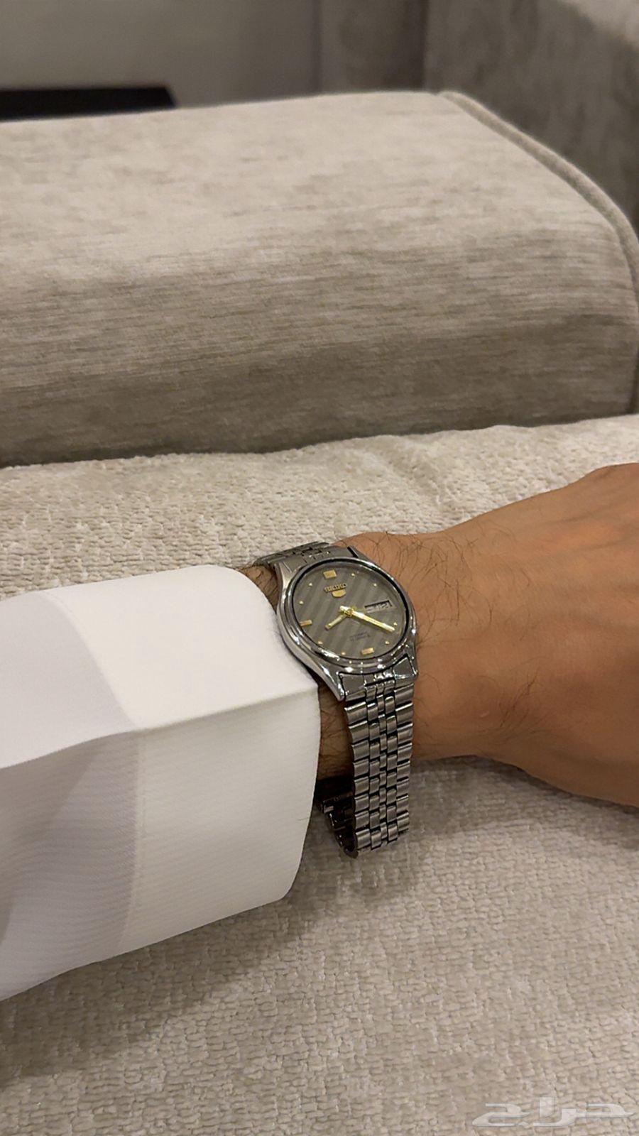 Japanese Seiko automatic vintage and rare watch with unique and old style63097811564290113