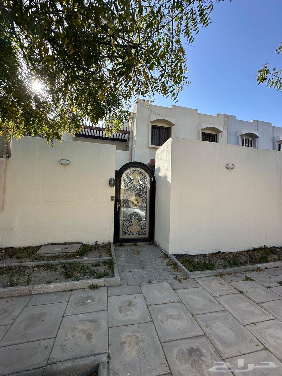 Villa for sale in Al-Jubail Industrial, Al-Fanateer, Al-Hijaz district63010913021058114