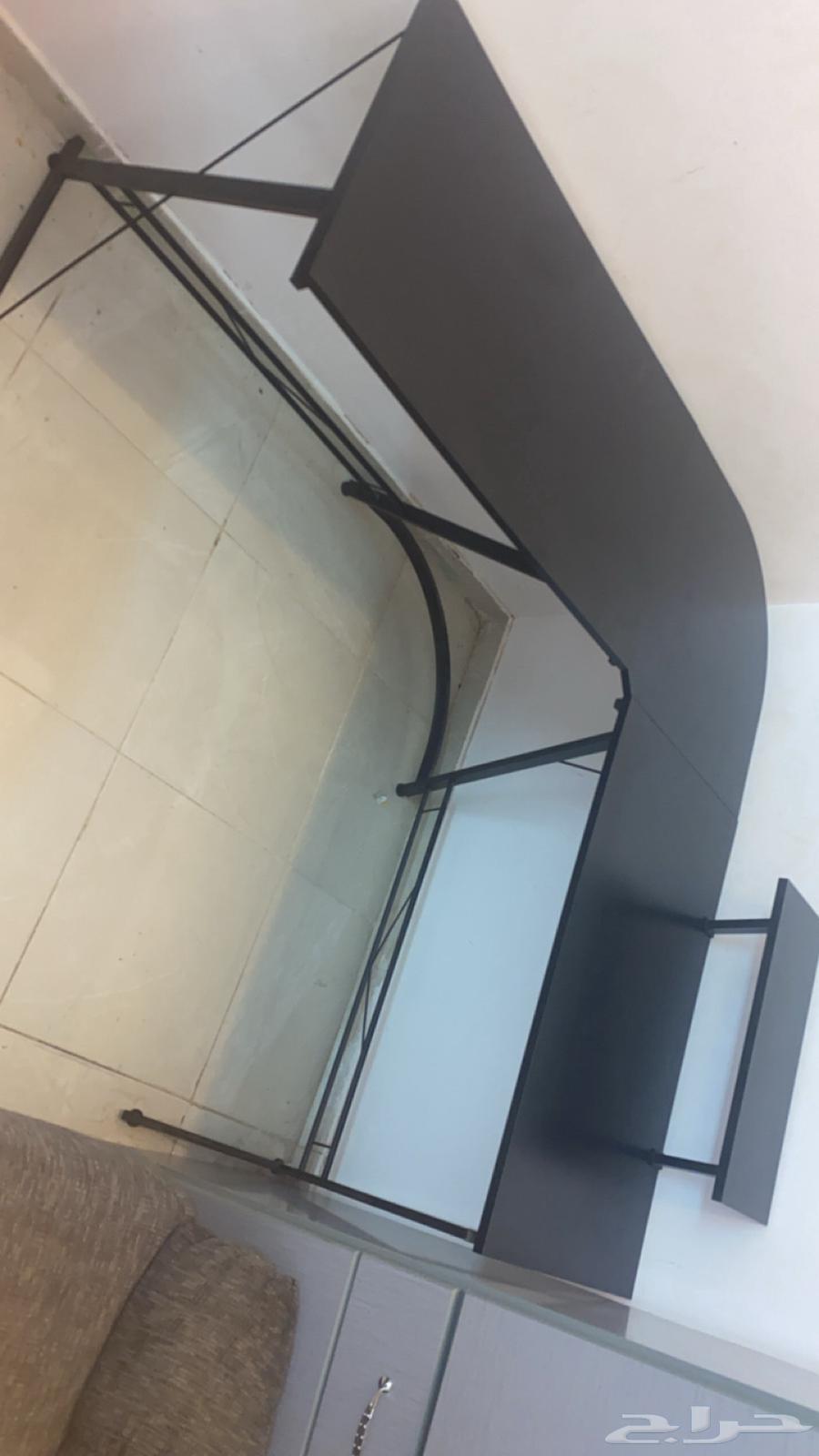 طاوله قيمنق63097131134594119