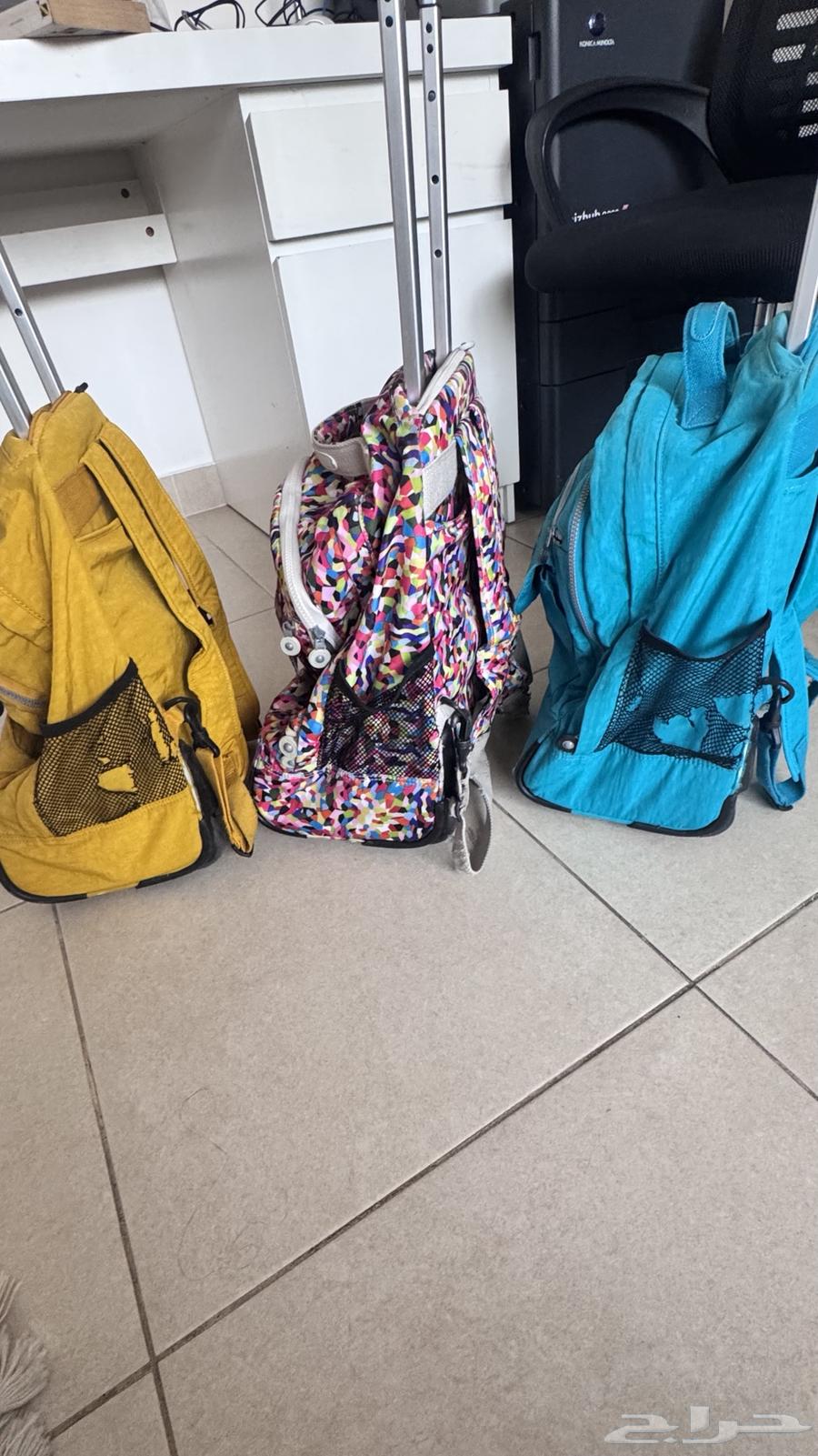 School bags in good condition63095578499202113