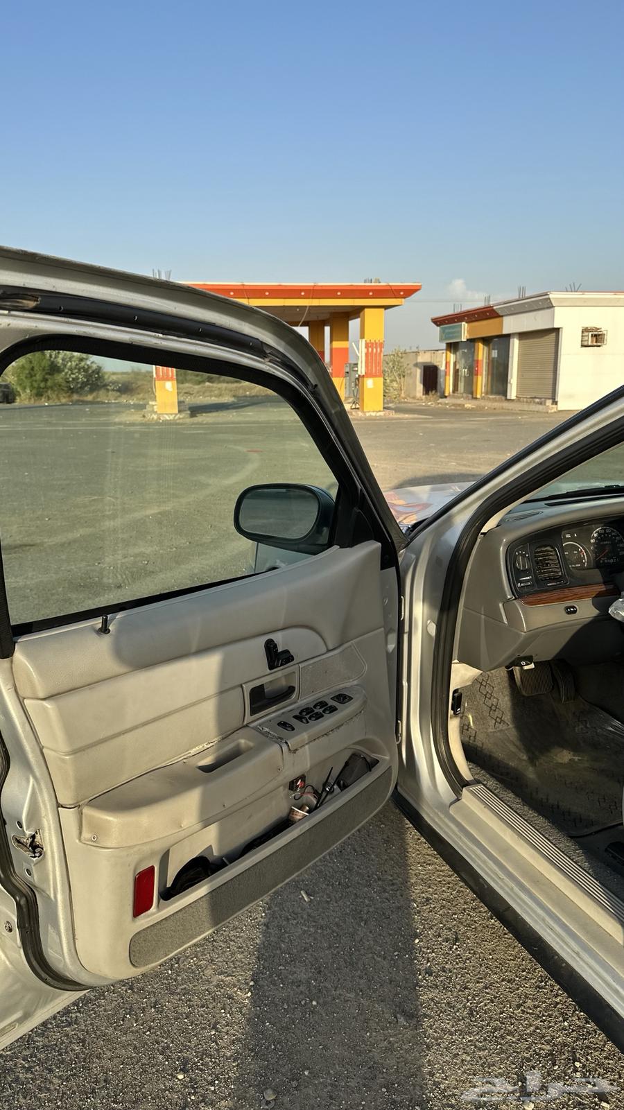 فورد فكتوريا 200363144002672898112