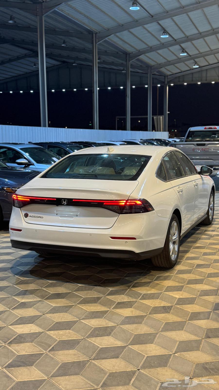 Honda Accord Standard White 202563144907505923112