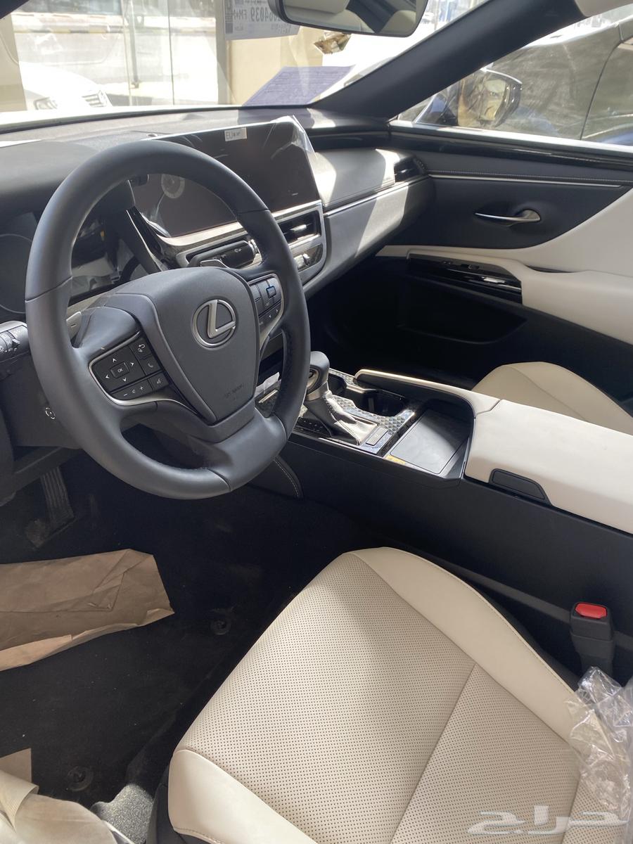 Lexus ES250-AA-202463146301307906113