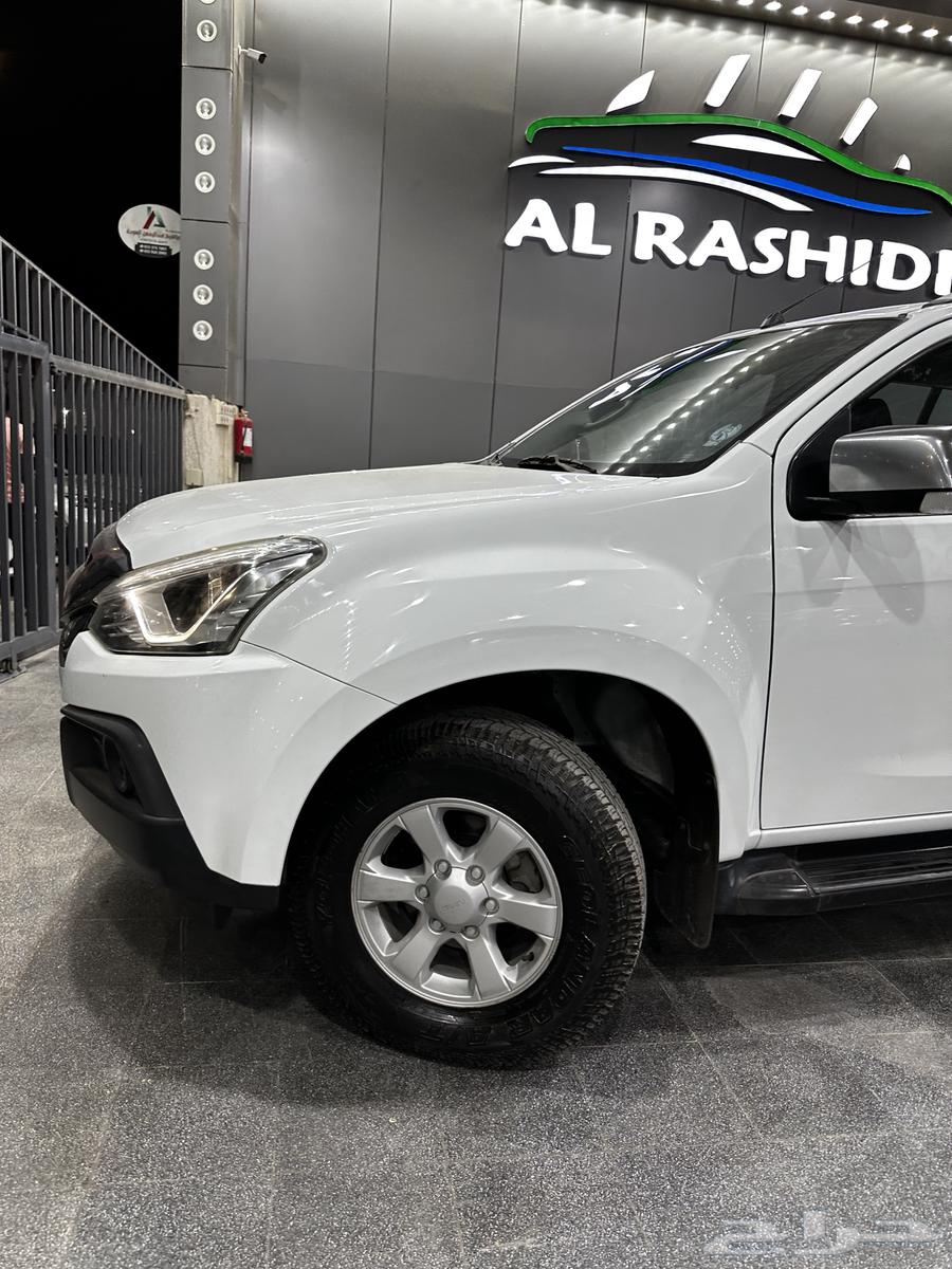 Isuzu MUX Double 2020 available at Al-Obeid Al-Rashidi showroom63145367576705113