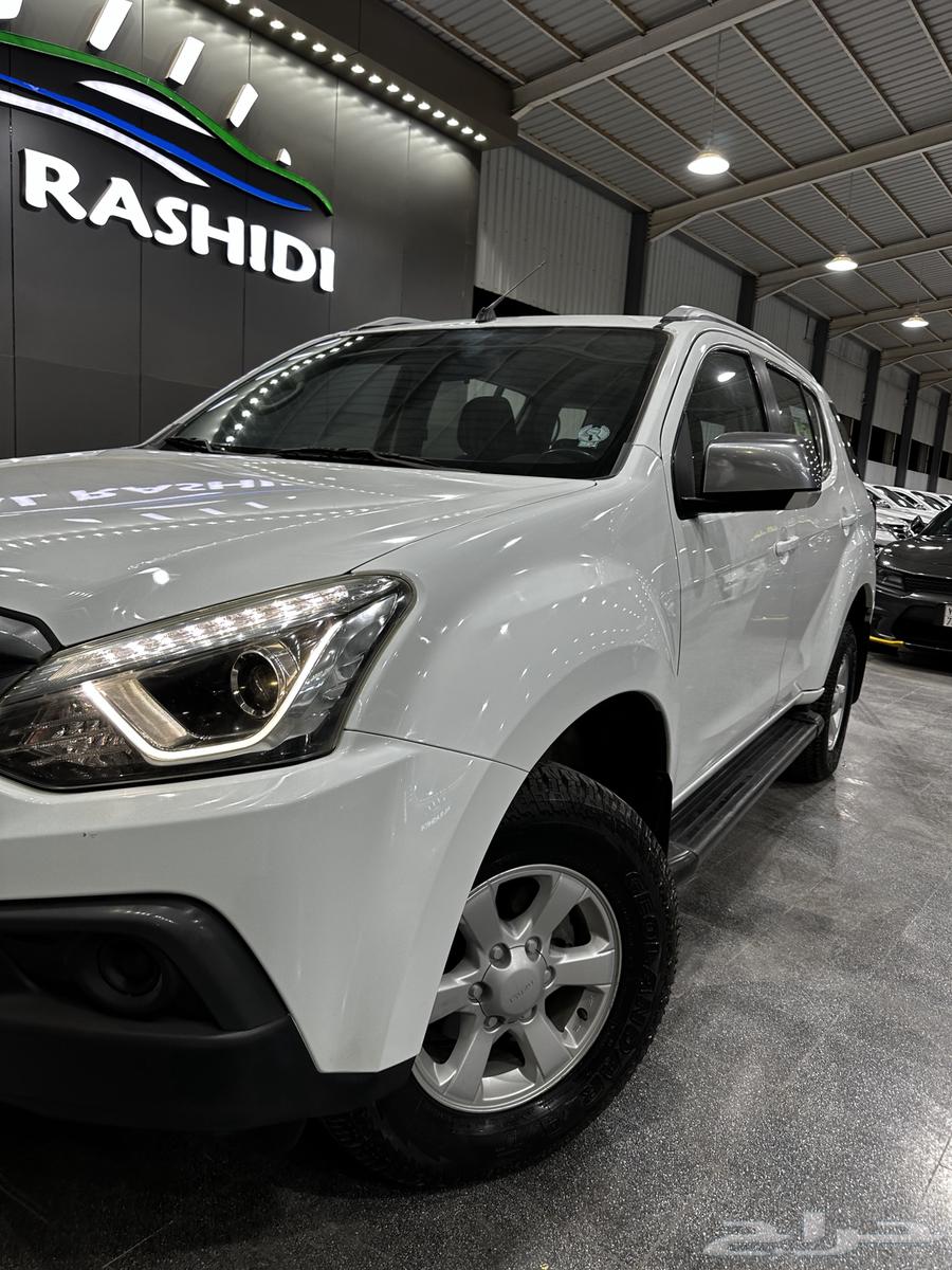 Isuzu MUX Double 2020 available at Al-Obeid Al-Rashidi showroom63145367576705111