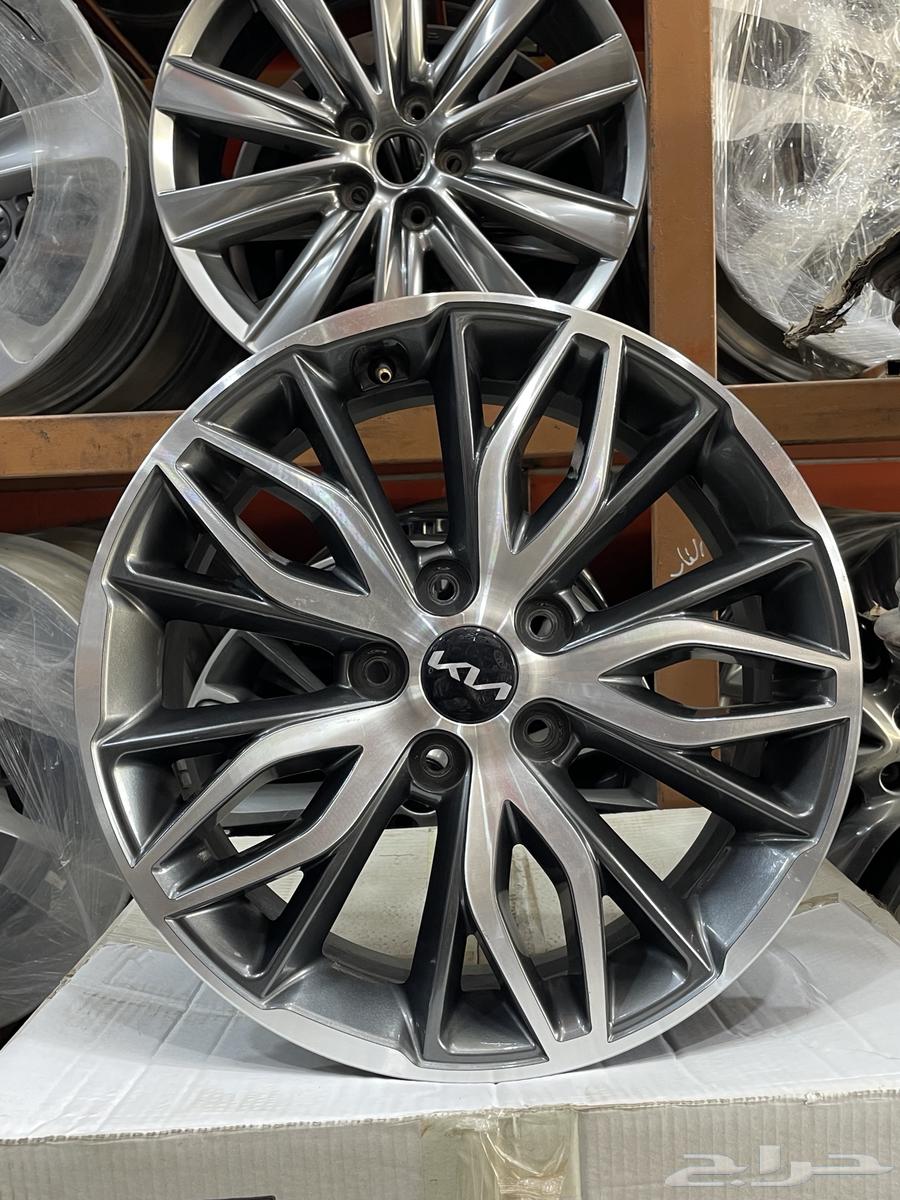 Original Kia 17-inch alloy wheels, 2022 model63144006121089111