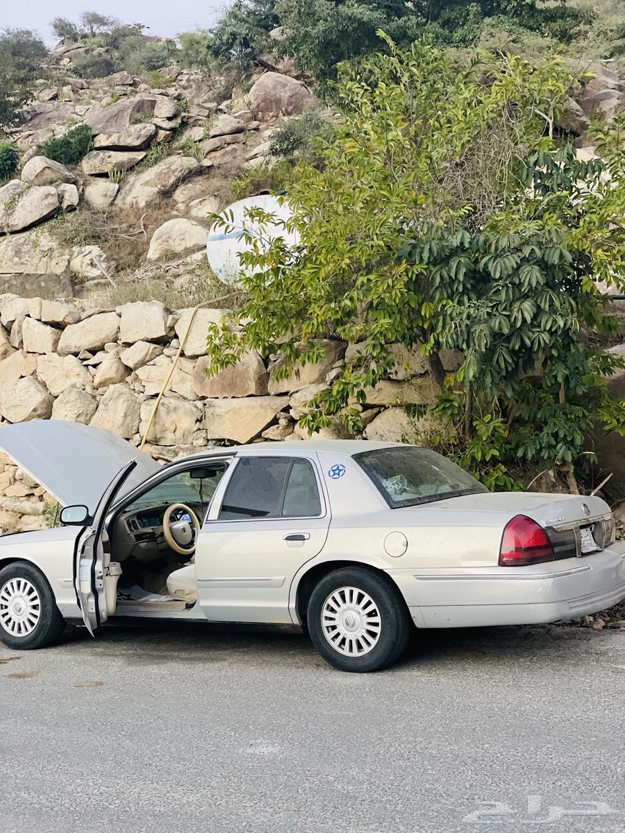Ford Grand Marquis 2007 with 300 miles63147255919489111