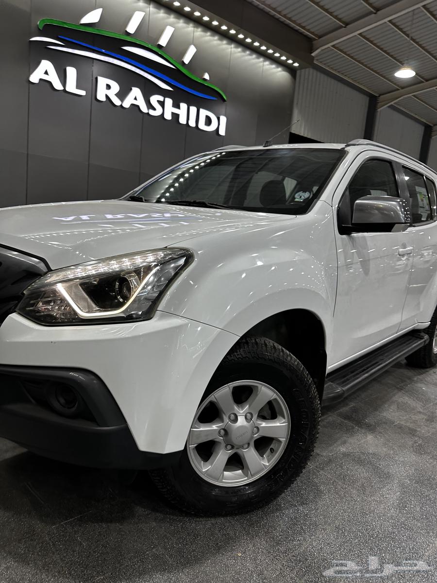 Isuzu MUX Double 2020 available at Al-Obeid Al-Rashidi showroom63145367576705112