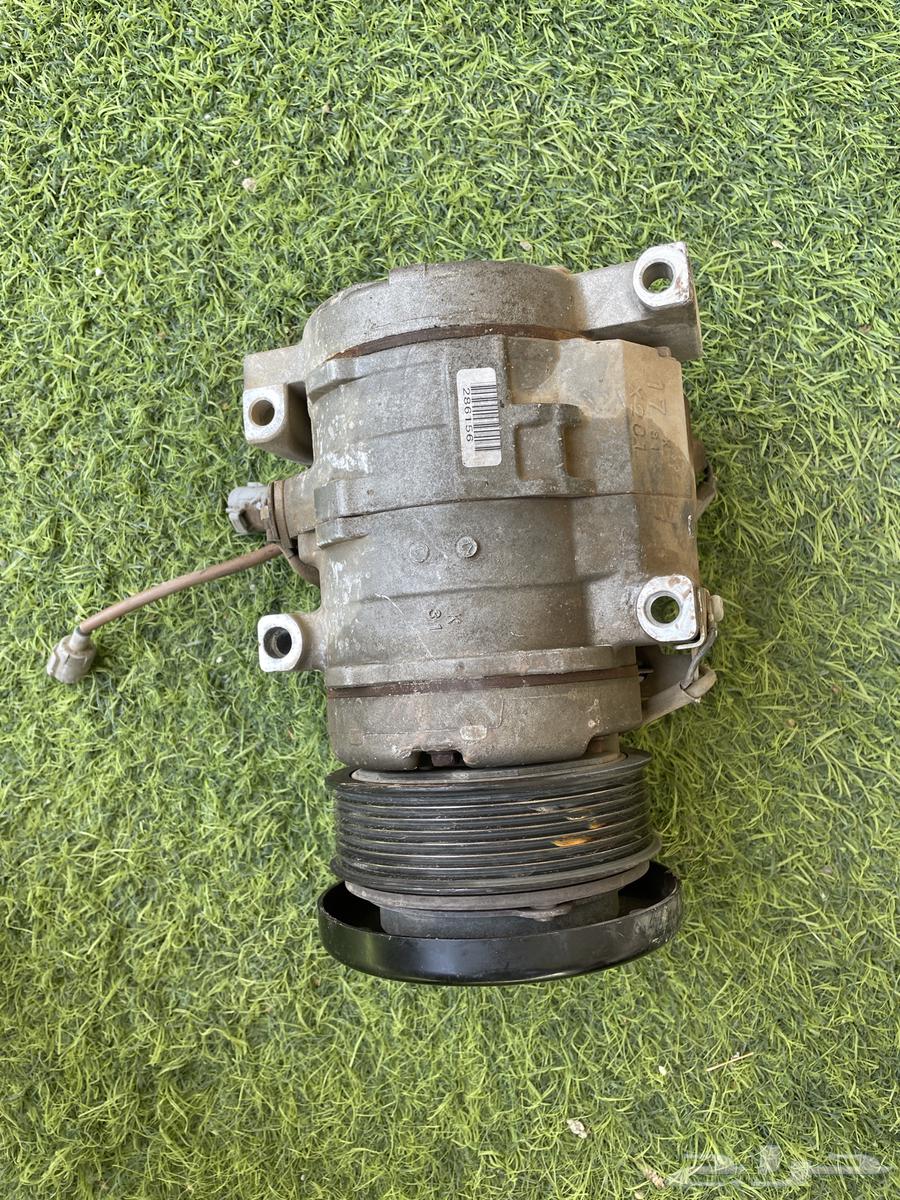 Brand new 2016 model quarter compressor, excellent condition, priced reasonably.63144431942657111