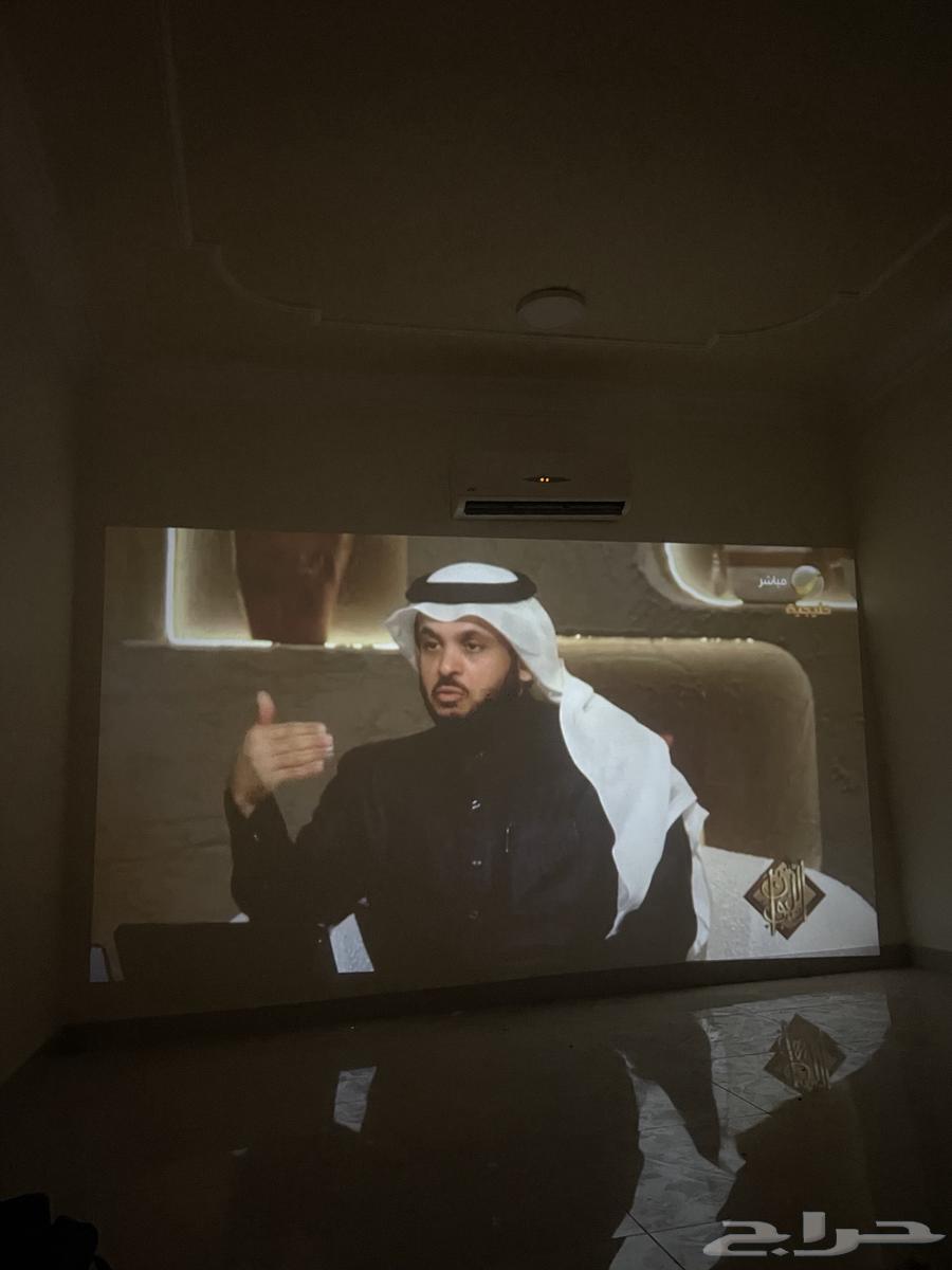Projector for sale63095976667267111