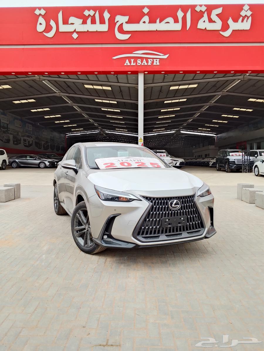 لكزس Nx350 AA موديل 2025 لدى شركة الصفح للتجارة63146325384195111