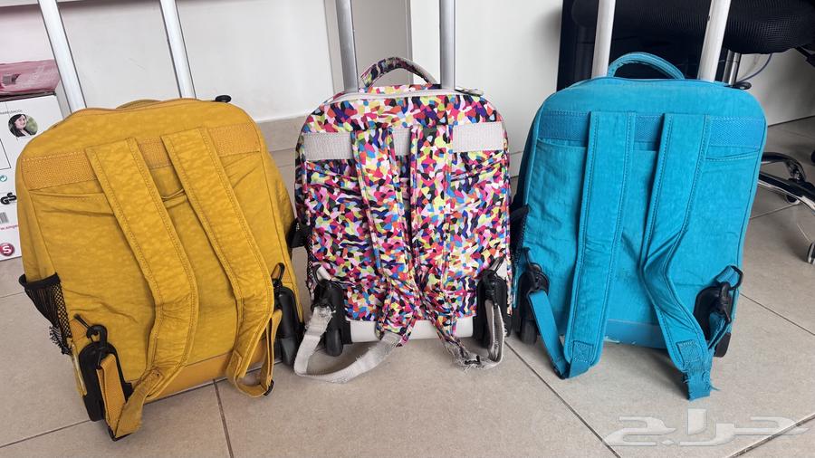 School bags in good condition63095578499202112