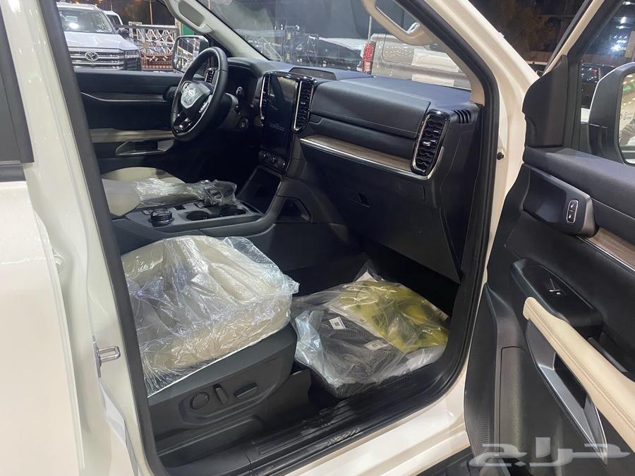 Everest gasoline half-full model 202563145367953026111