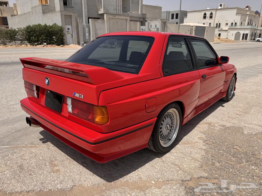BMW (E30) M3 Evolution II63145368090883113