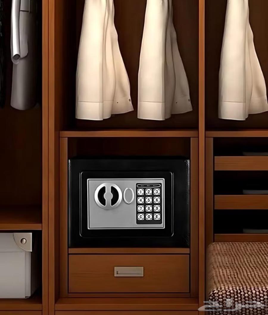 Digital lock with two keys63093332478209111