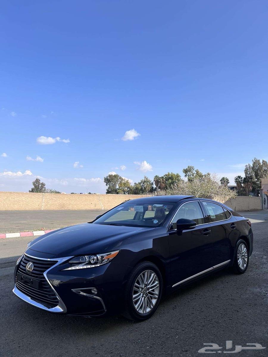 Lexus ES Model 2017 Mileage 16863142166989571110