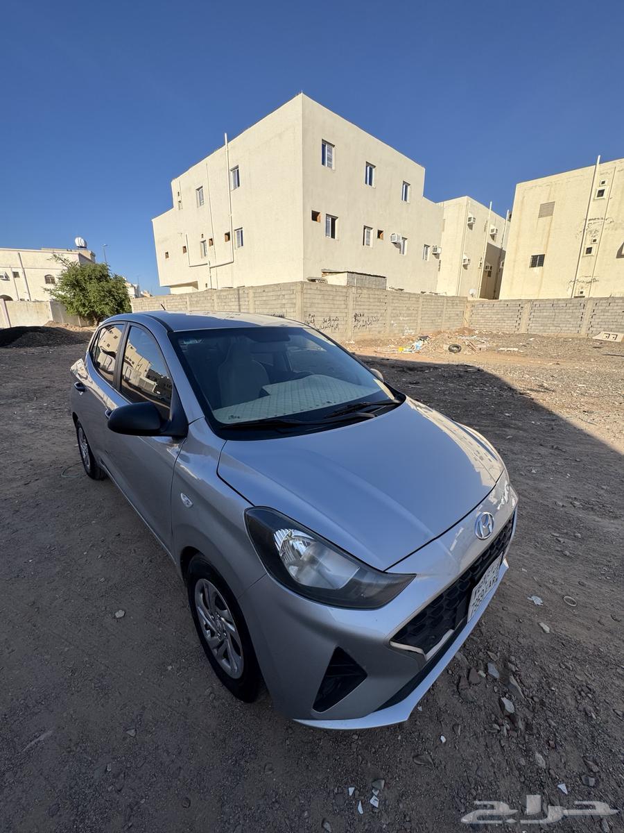 The i10 car is very economical63141198952833114