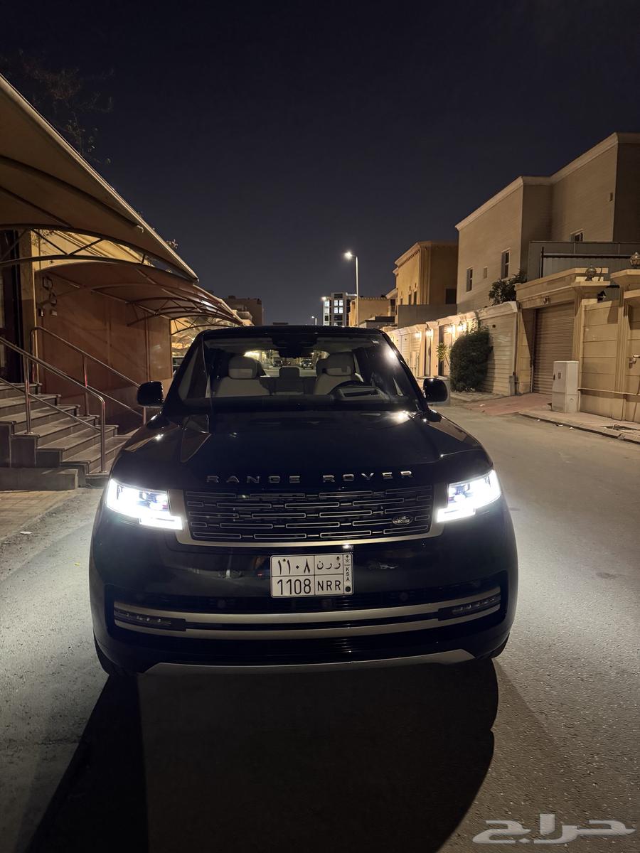 Range Rover HSE V8 2023 imported by Al-Naghi (semi-agency)63138741476097111