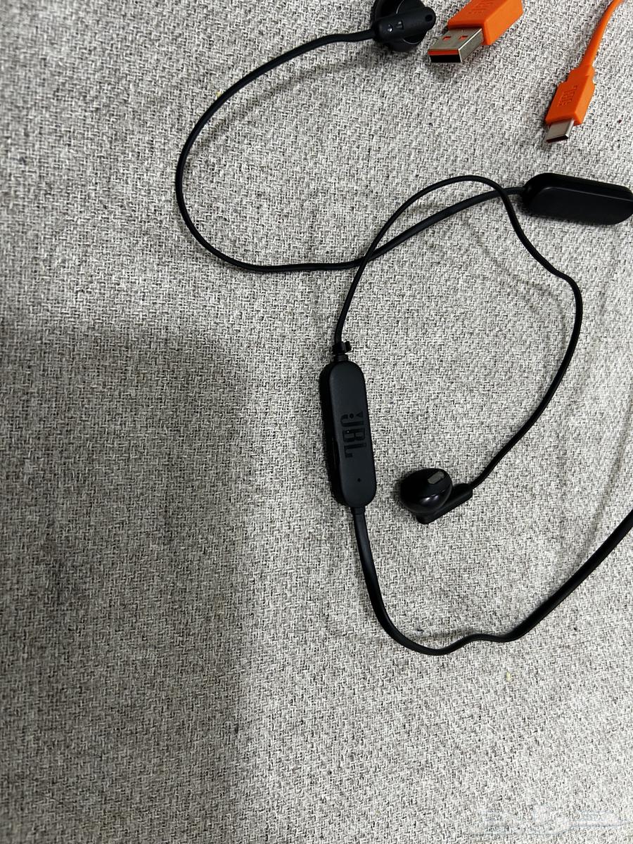 سماعة JBL اصليه63091919523587111