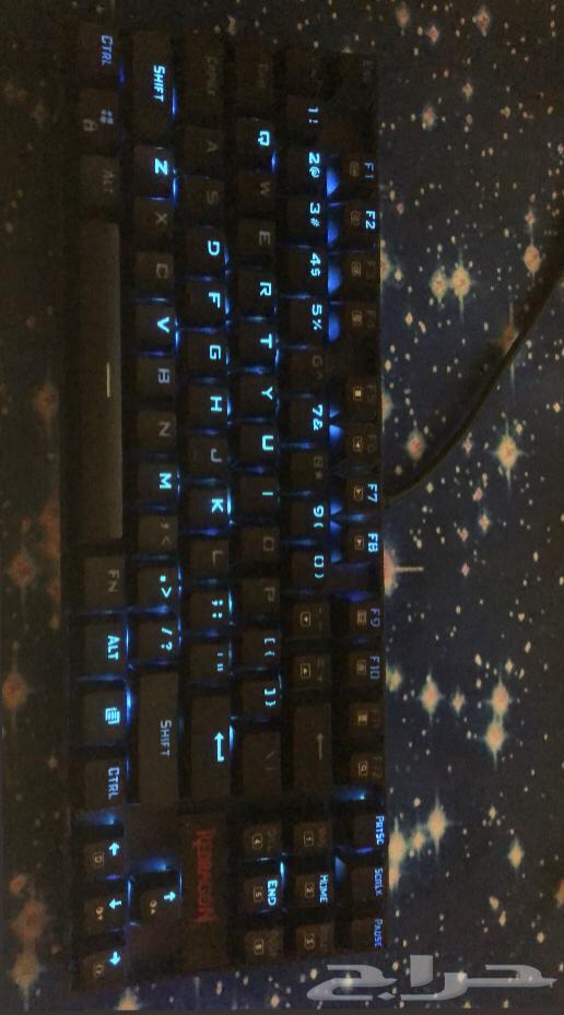 English keyboard and mouse, and a mouse pad as a gift63476751885314110