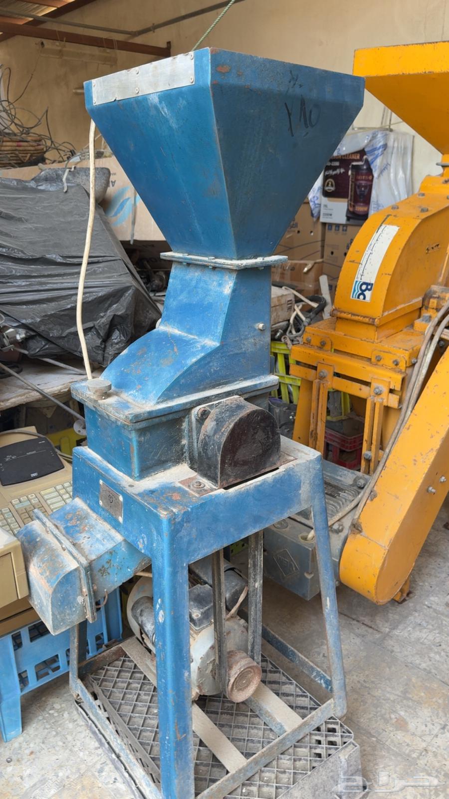 The mill and the engine63091548282497118