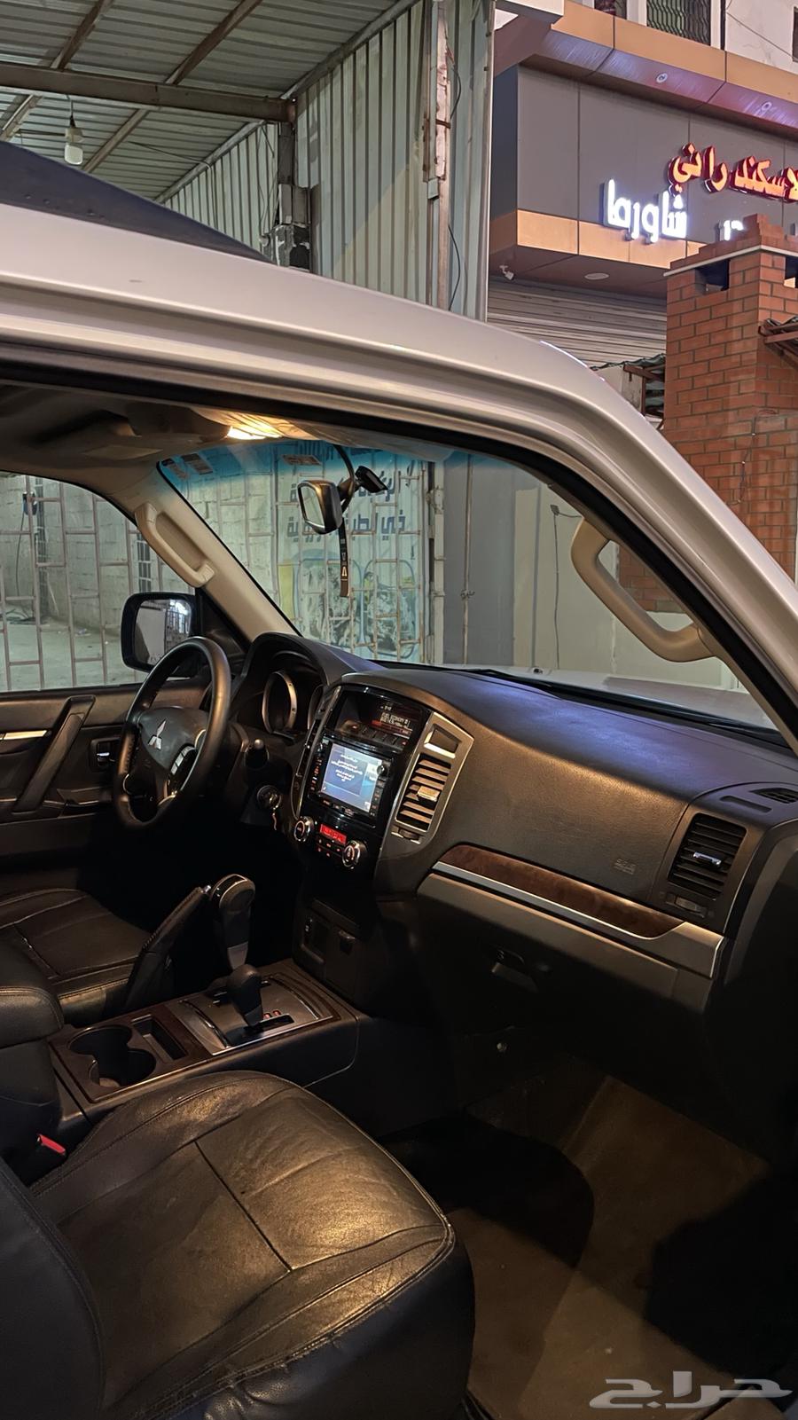 2015 Pajero Quarter, Full Saudi Option63137355344130112