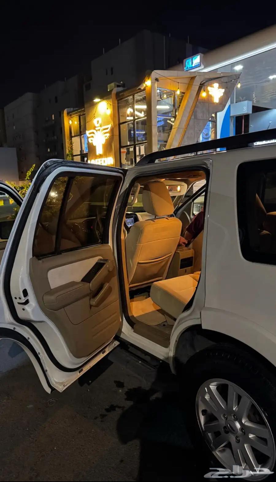 Explorer 2010 double new63137373329026114